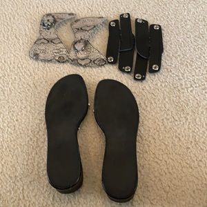 Onesole, Sole & Black &  print snap top Size 8